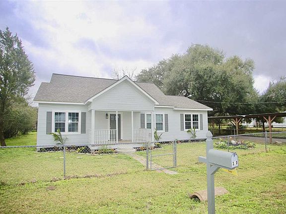 2nd image of 320 Pine St