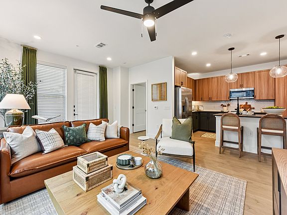 2nd image of 2380 Staples Rd #3107