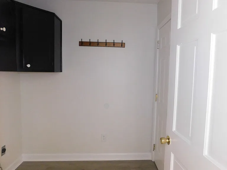 1302 Dunbar Dr — Photo 11