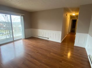 5 Camelot Ct APT 65, Fairfield, OH 45014