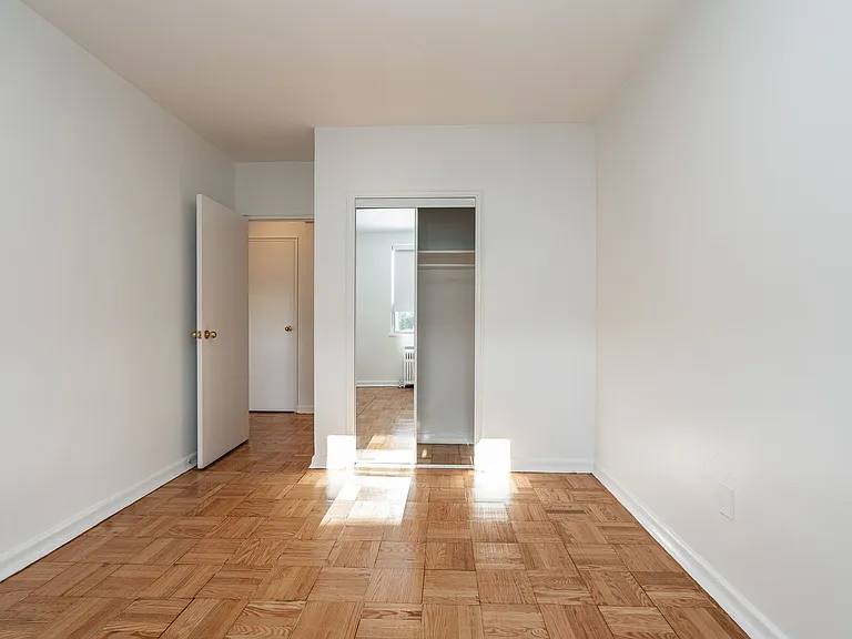 31 Paxtonia Blvd #50125B-302 — Photo 7