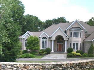 9 Stonewall Ln, Ridgefield, CT 06877