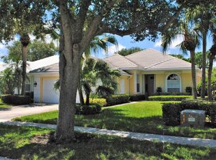 8499 E Garden Oaks Cir, Palm Beach Gardens, FL 33410