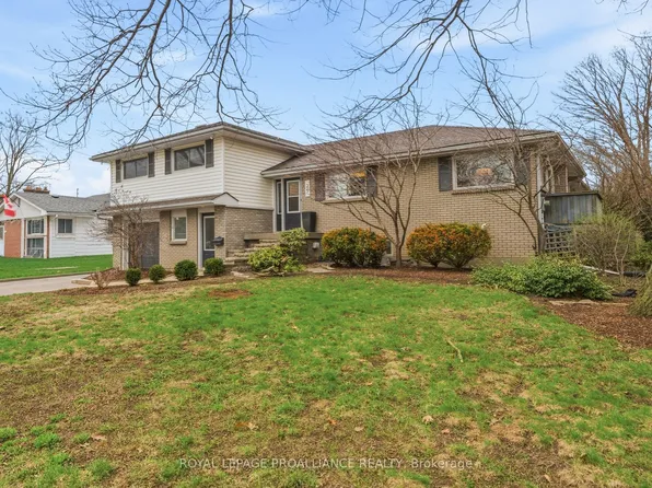 25 Southwood Cres, Belleville, ON K8N 1X4