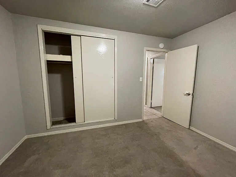 1807 Comanche St NW — Photo 27