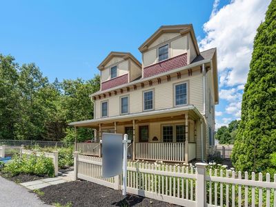 1844 Main St #1, Concord, MA, 01742