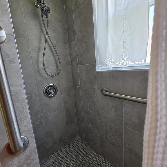 2216 Thurber Ct — Photo 18