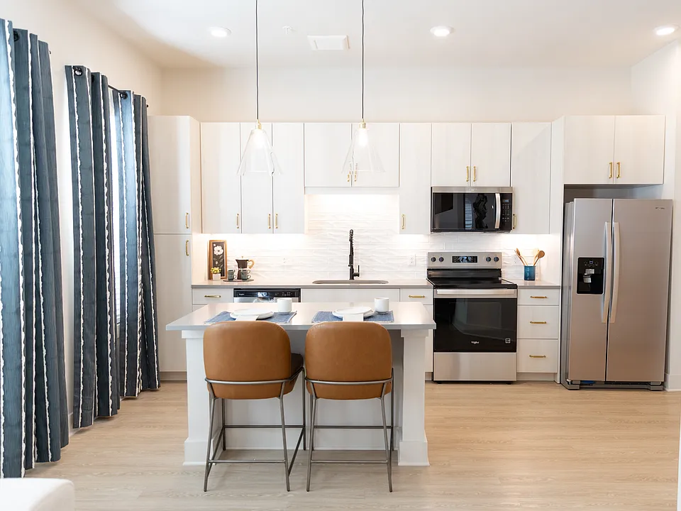 District on the Etowah Apartments