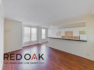 5640 Franklin Ave APT 103, Los Angeles, CA 90028