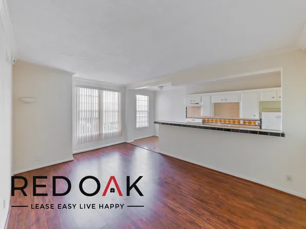 5640 Franklin Ave APT 404, Los Angeles, CA 90028