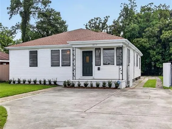 1813 Claire Ave, Gretna, LA 70053