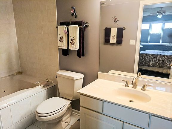 5th image of 8751 Waterfront Dr APT 1A
