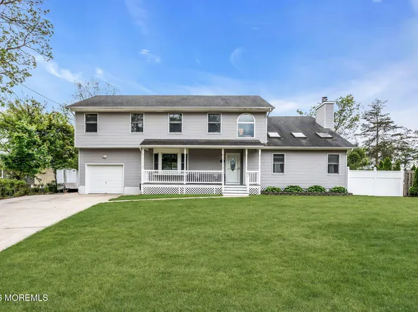 7 Musket Place, Toms River, NJ 08753