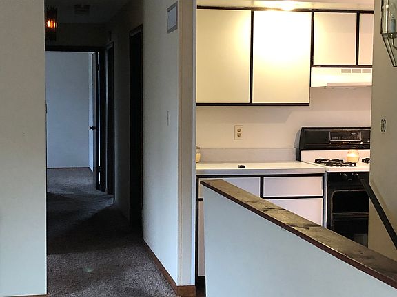 5th image of 14391 Maple Dr