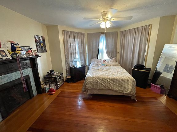 3rd image of 529 Orange St Floor 2