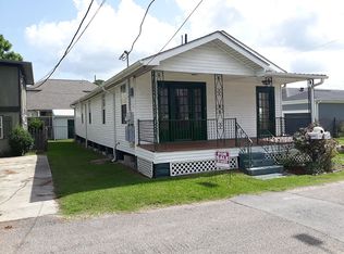 325-327 Harney St, New Orleans, LA 70124