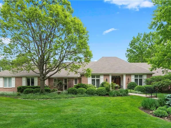 5755 Windsor Dr, Fairway, KS 66205