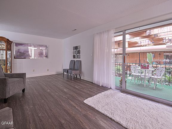 3rd image of 3210 Cherry St #25