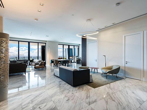 4th image of 17141 Collins Ave Unit 3802