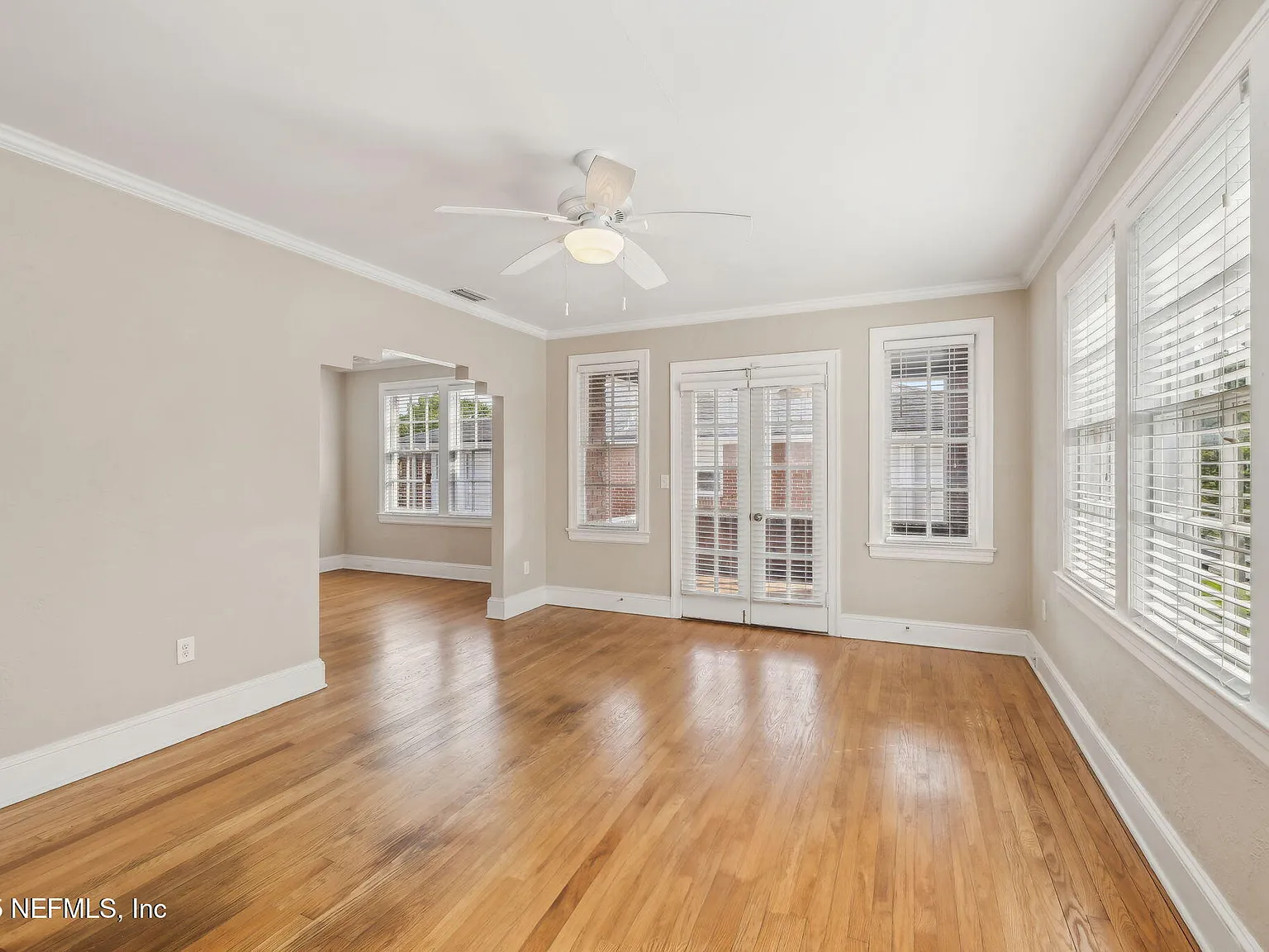 2 bed, 1.0 bath, 1400 sqft, $1,850 — Photo 3