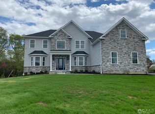 19 May Rd, East Brunswick, NJ 08816