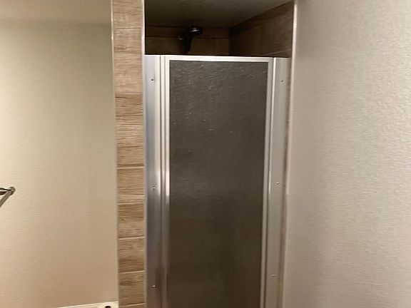 3rd image of 2881 Kenyon Cir