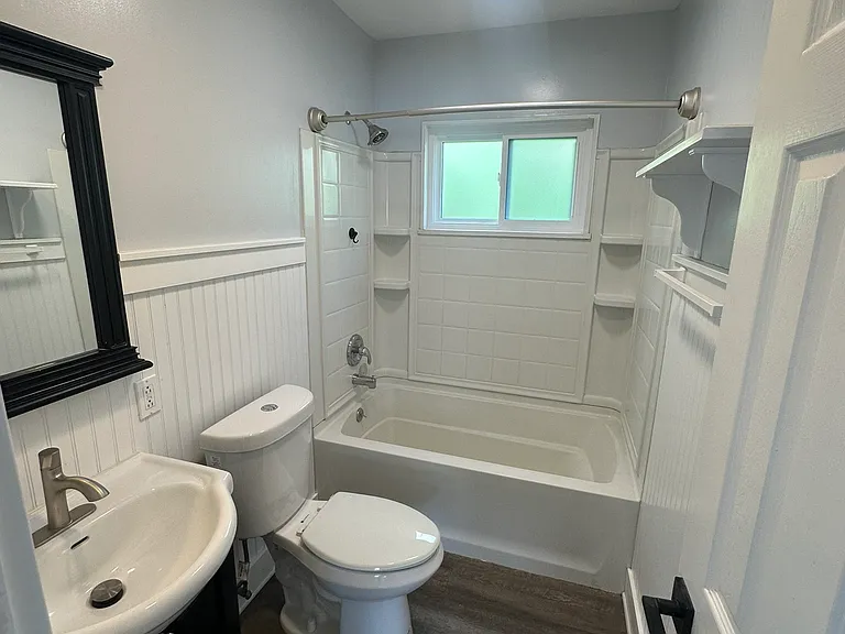 Guest Bathroom (Bathroom #2)