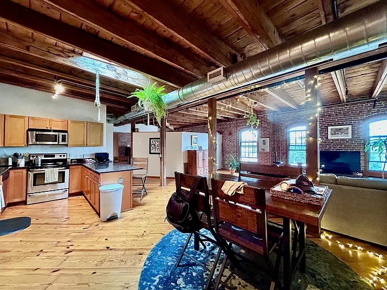 407 Pine St #304 — Photo 24