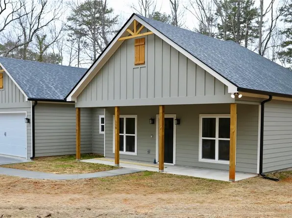 110 Kings Crossing Dr, Dawsonville, GA 30534