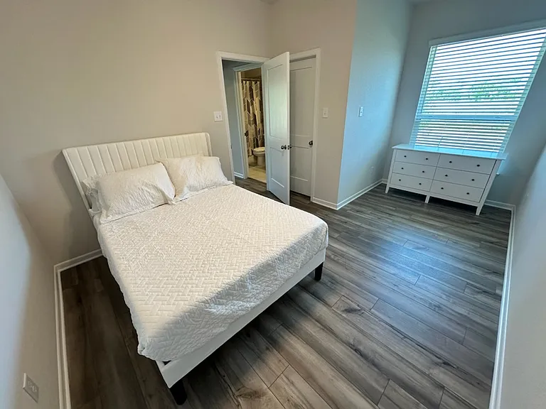 7009 Hammermill Ln — Photo 15