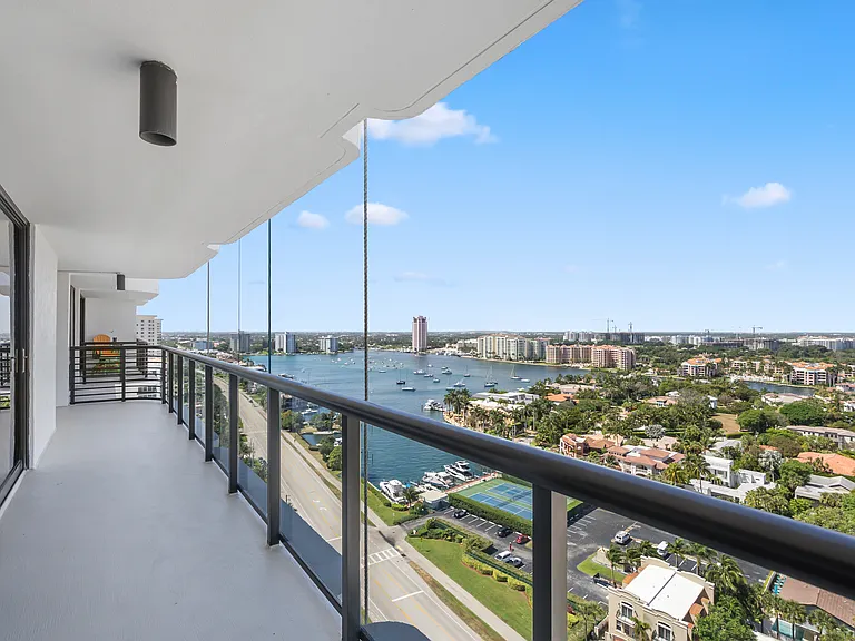 250 S Ocean Blvd #PHF — Photo 5