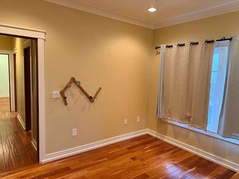 215 Woodrow Ave — Photo 26