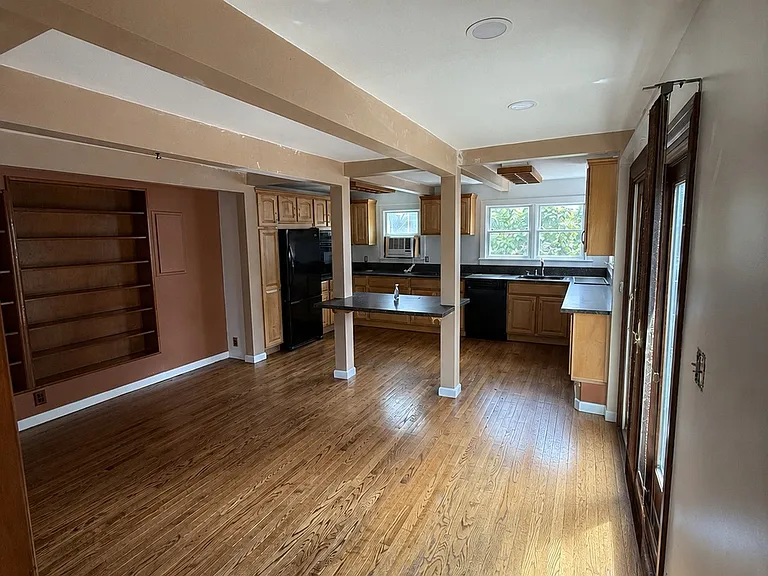 12 Sebago Rd — Photo 10