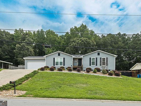 2nd image of 2711 Bluffton Rd