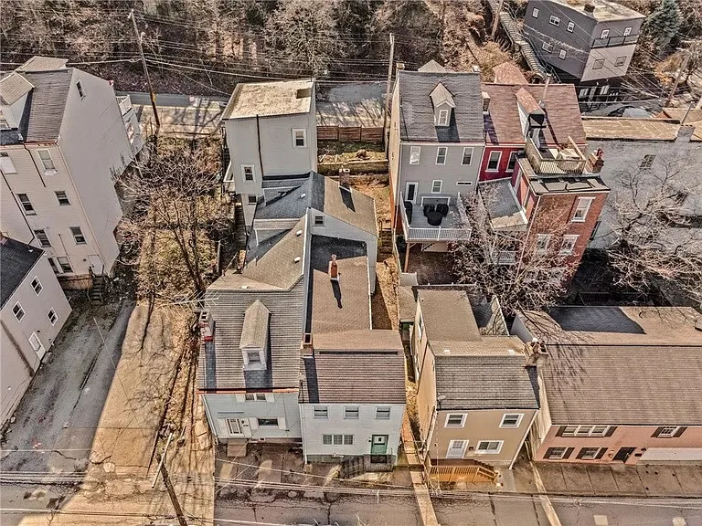 2810 Edwards Way #B — Photo 7