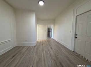 44 Franklin St, New London, CT 06320