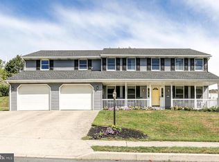 71 Sherwood Cir, Enola, PA 17025