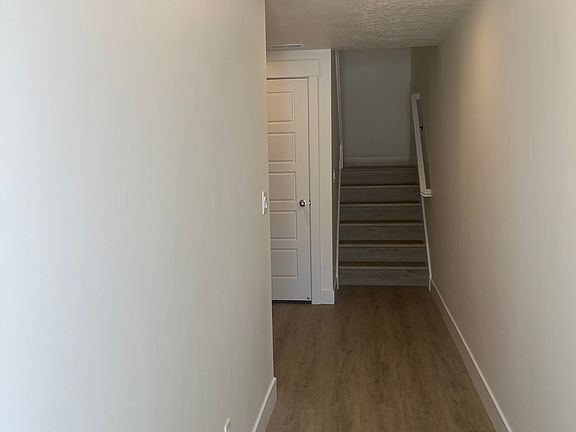 4th image of 1030 W Mountain Hollow Way N #1030