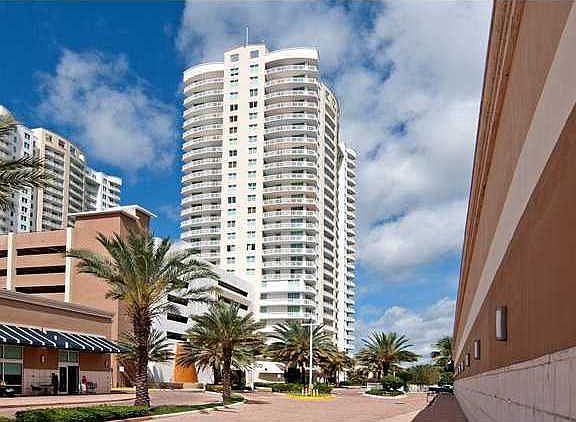 3rd image of 1755 E Hallandale Beach Blvd Unit 706