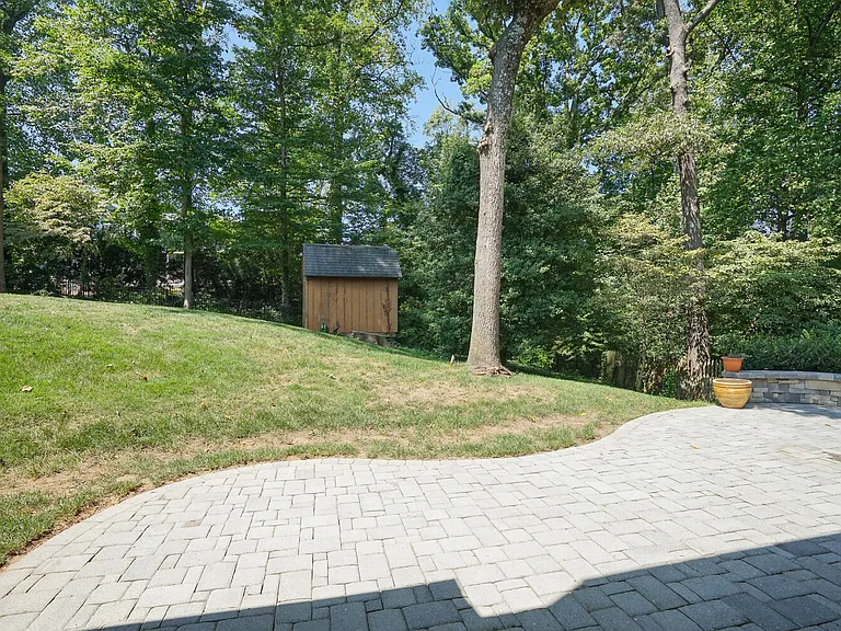 1530 Forest Villa Ln — Photo 77