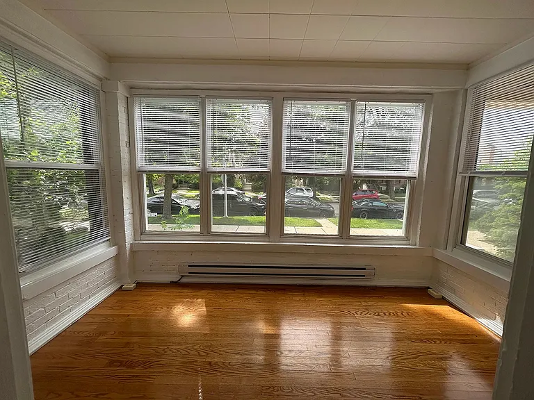 4839 N Kedvale Ave #1 — Photo 2