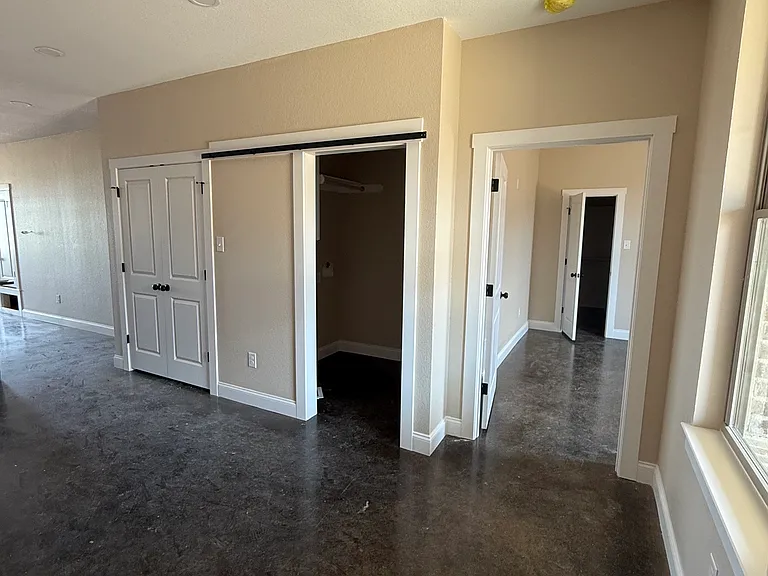 703 Sugar Mill Ct #703 — Photo 4