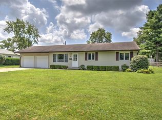 49 Berry Dr, Decatur, IL 62526