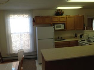 50 Pleasant St #2, Ludlow, VT 05149