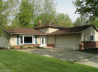 10142 Peachtree Dr, Strongsville, OH