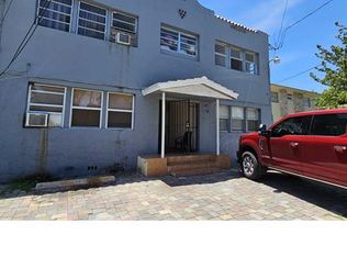 1140 NW 4th St APT 5, Miami, FL 33128