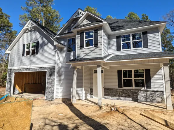 925 Cardinal Place, Vass, NC 28394