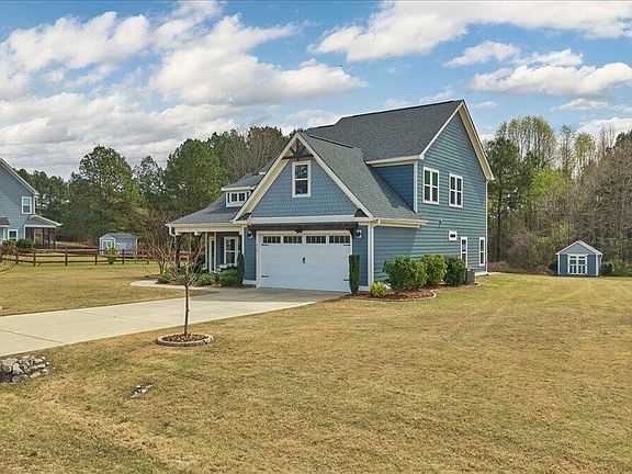 5th image of 513 Abbey Road