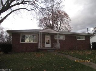 90 Bermont Ave, Munroe Falls, OH 44262