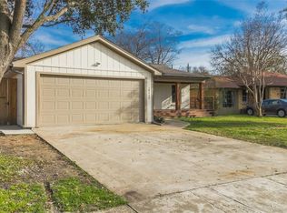10522 Wood Dale Dr, Dallas, TX 75228